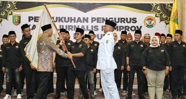 IJP Lampung Dikukuhkan, Gubernur Dorong Sinergi Jurnalis dan Pemerintah